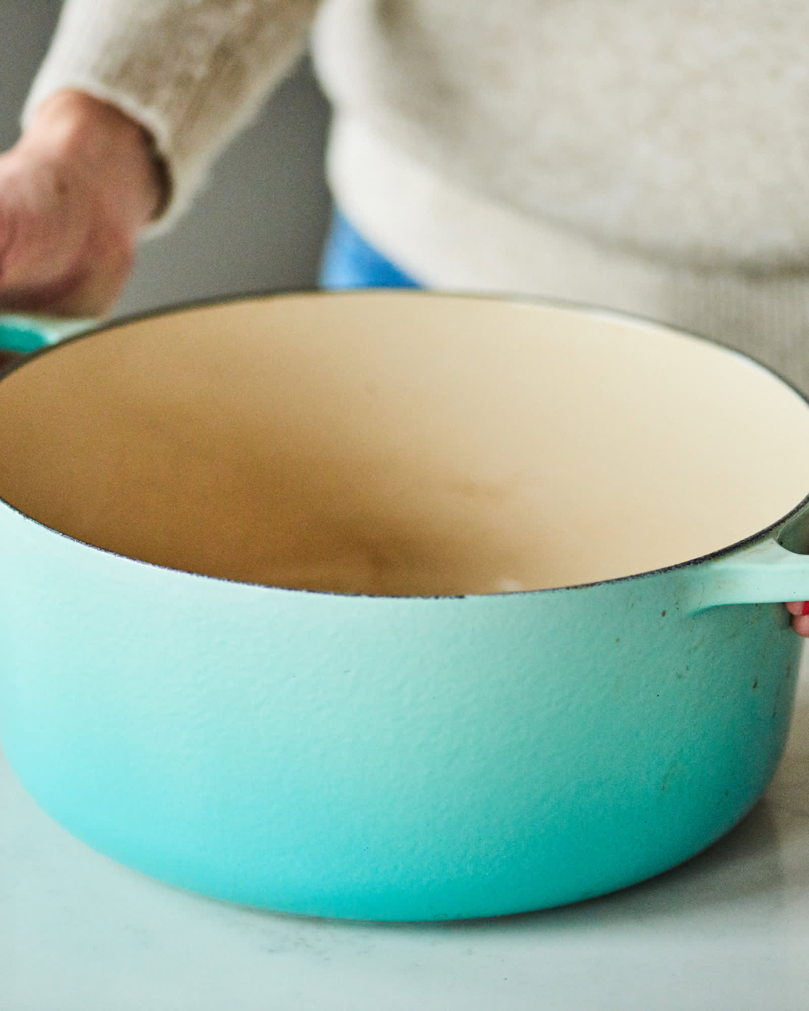 The Clever Reddit Tip for Getting a Le Creuset Dutch Oven Looking Good as  New