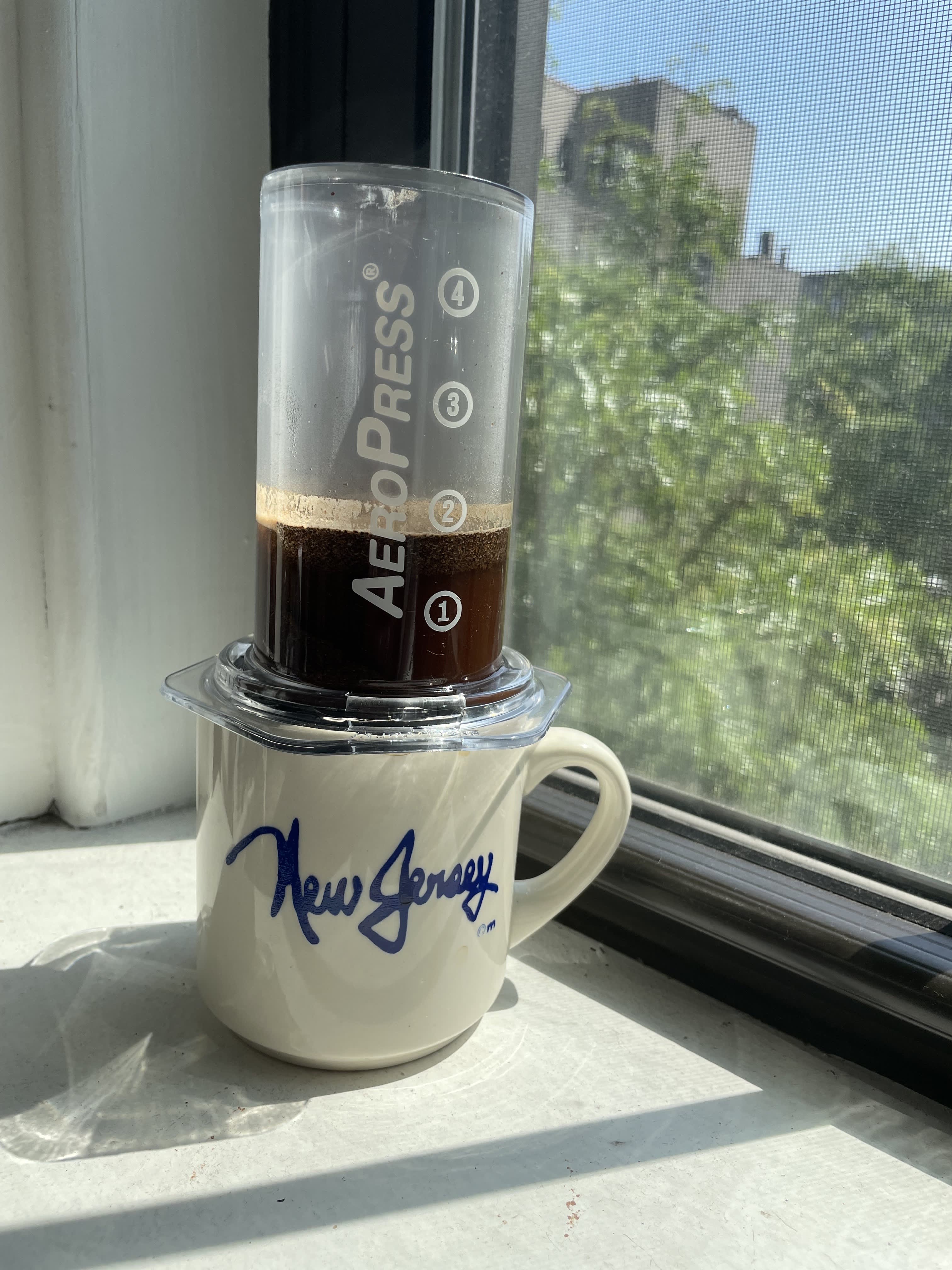 Aeropress Clear Coffee Press – 3 in 1 brew method combines French Press,  Pourover, Espresso - Full bodied coffee without grit or bitterness - Small