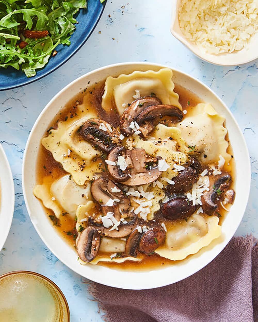 https://cdn.apartmenttherapy.info/image/upload/v1684454275/k/Edit/kitchn-products/beef-ravioli-mushroom-brodo-crop.jpg