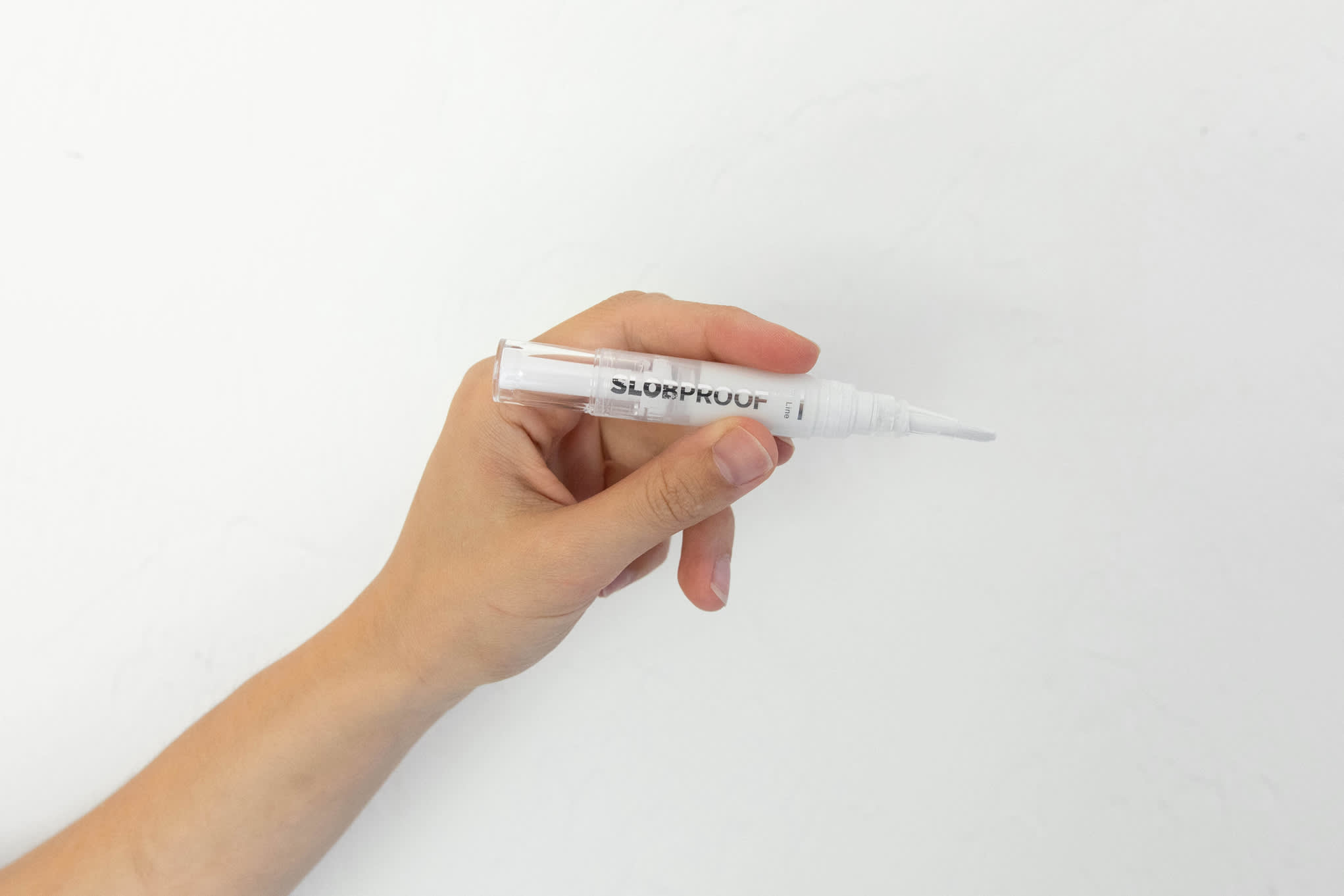 Paint Retouching Pens: Touch-up your walls quickly and easily