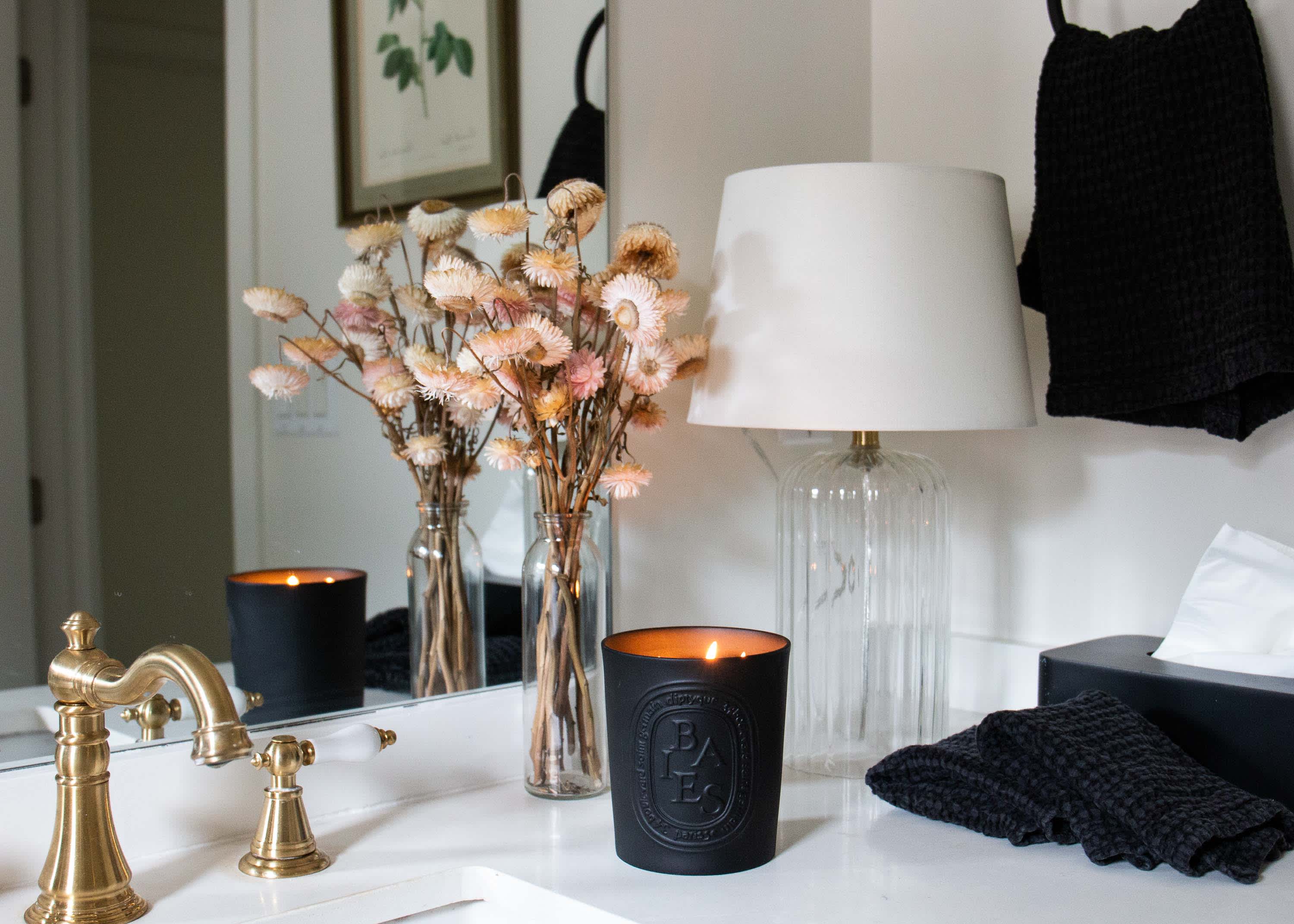 https://cdn.apartmenttherapy.info/image/upload/v1686073099/at/house%20tours/2023-House-Tours/2023-June/jessica-k/tours-la-jessica-k-26.jpg