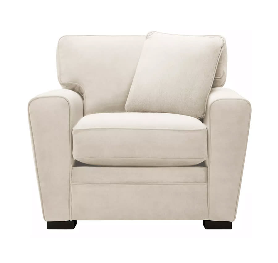 The Best Chairs and Recliners at Raymour & Flanigan (Editor-Tested