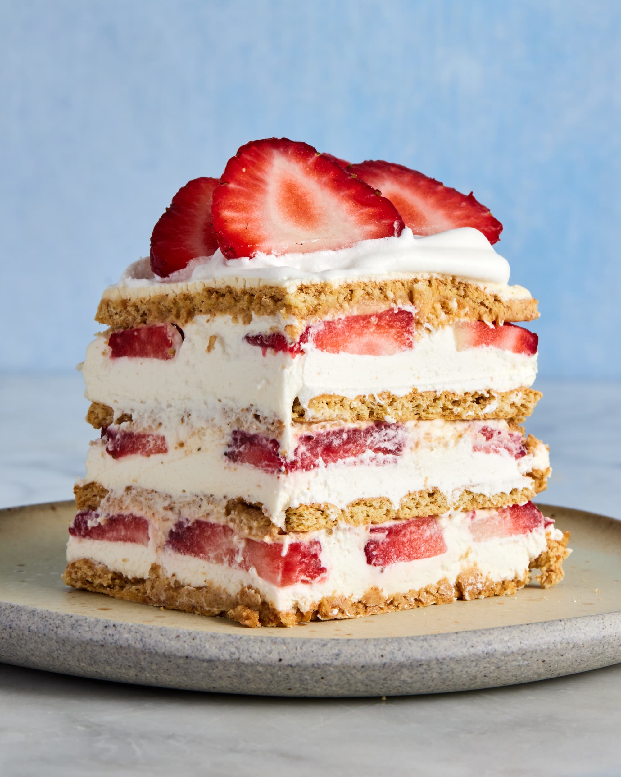 No Bake Strawberry Cheesecake Recipe - Inside BruCrew Life