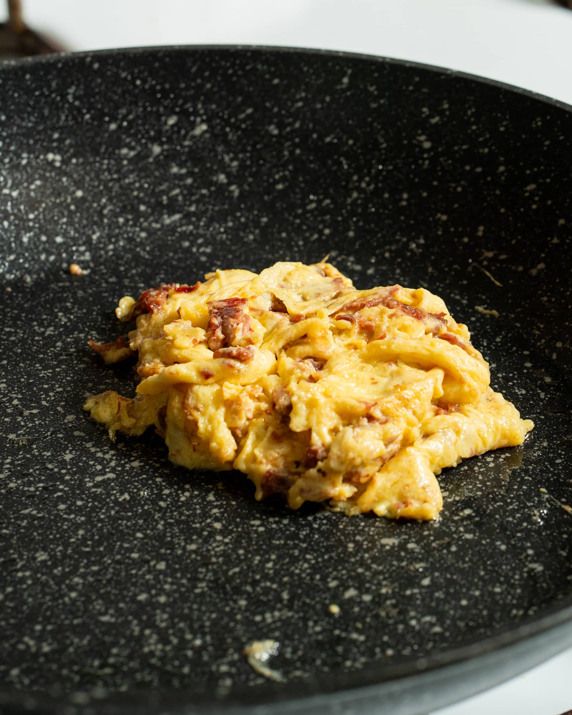 ENGLISH-STYLE SCRAMBLED EGGS – Sorted