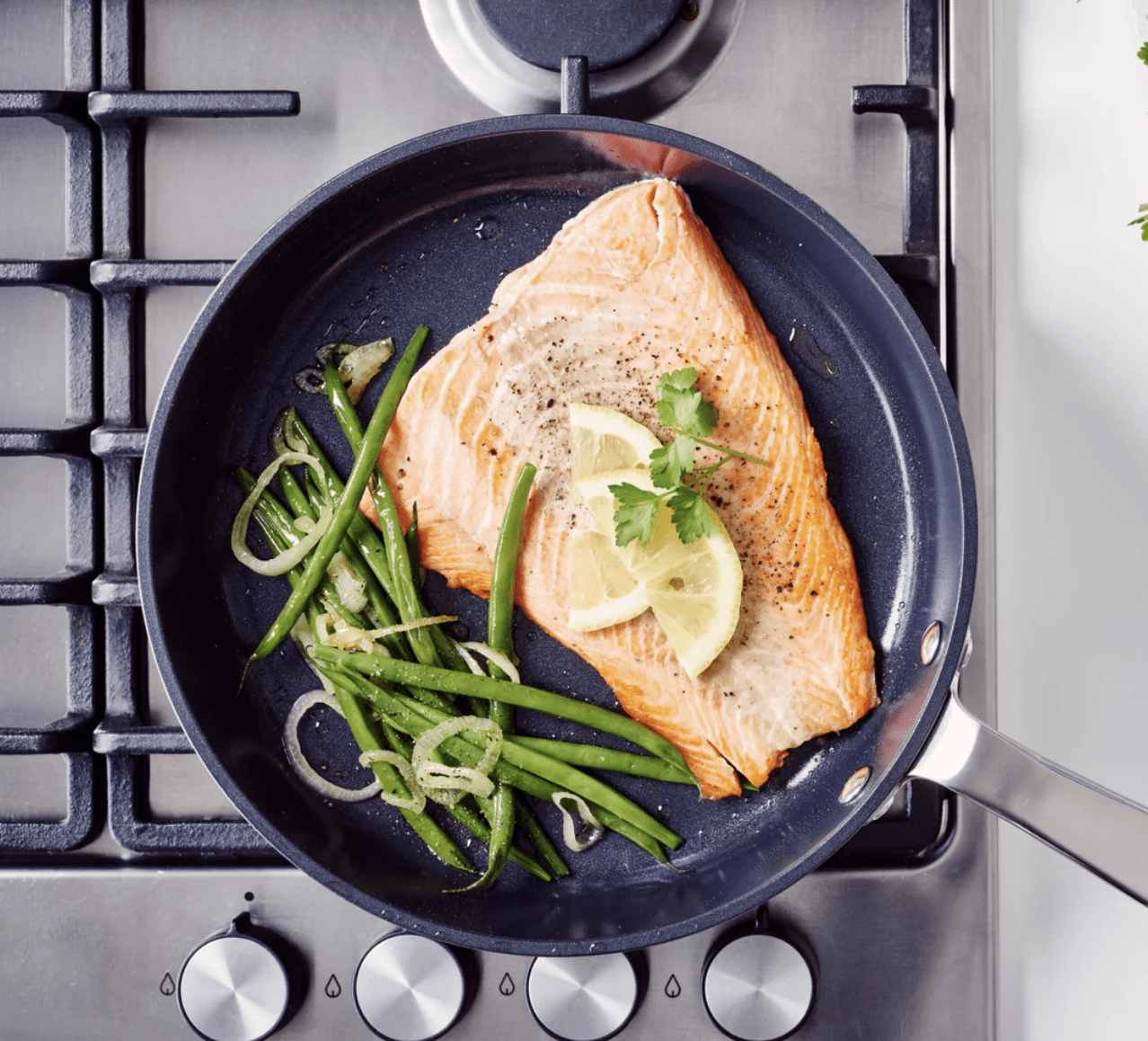Alva Maestro Nonstick Frying Pan Review: Tried & Tested