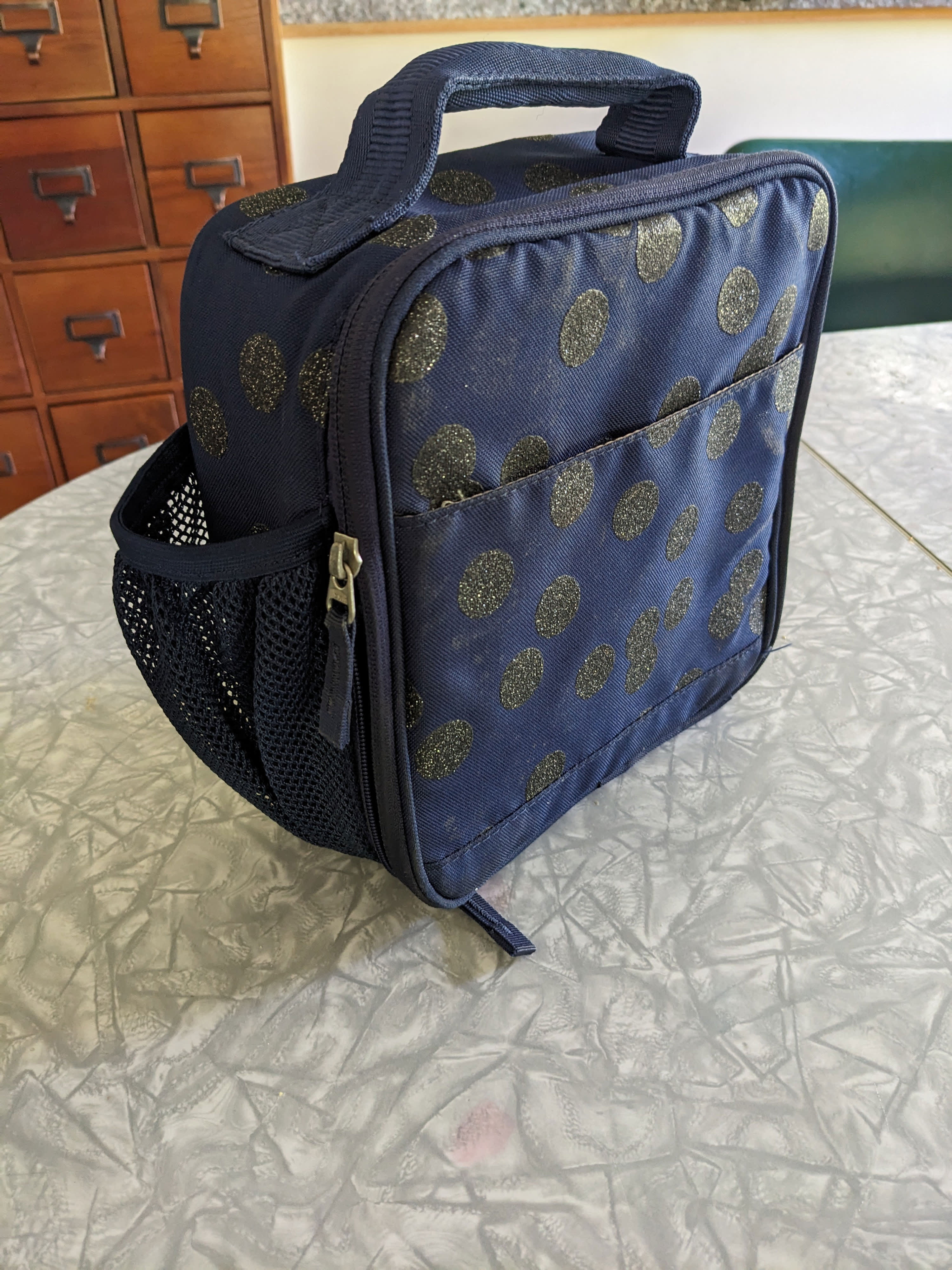Mackenzie Navy Solid Lunch Boxes