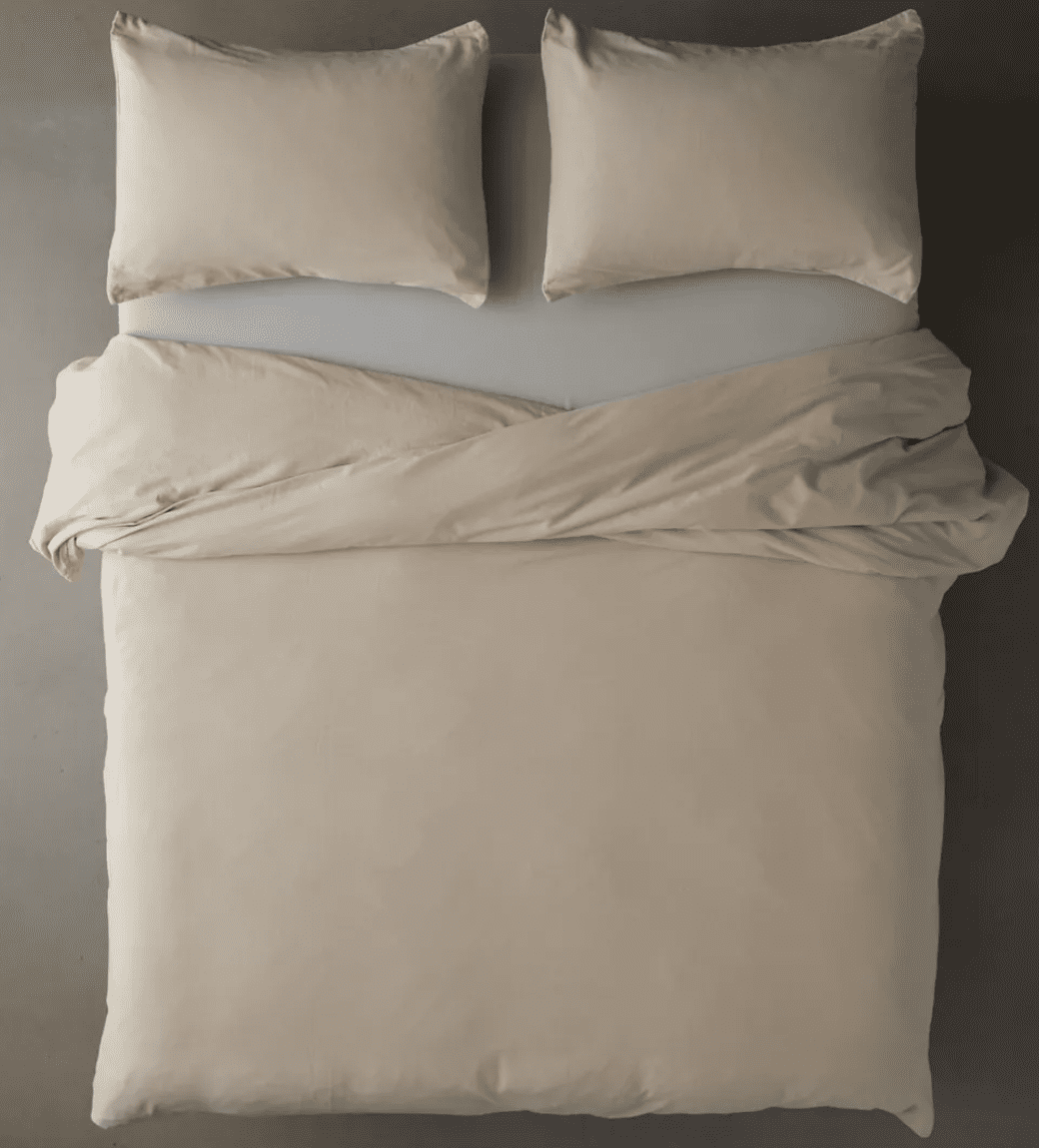 https://cdn.apartmenttherapy.info/image/upload/v1692640489/gen-workflow/product-database/Urban-Outfitters-Relaxed-Linen-Duvet-Set.png