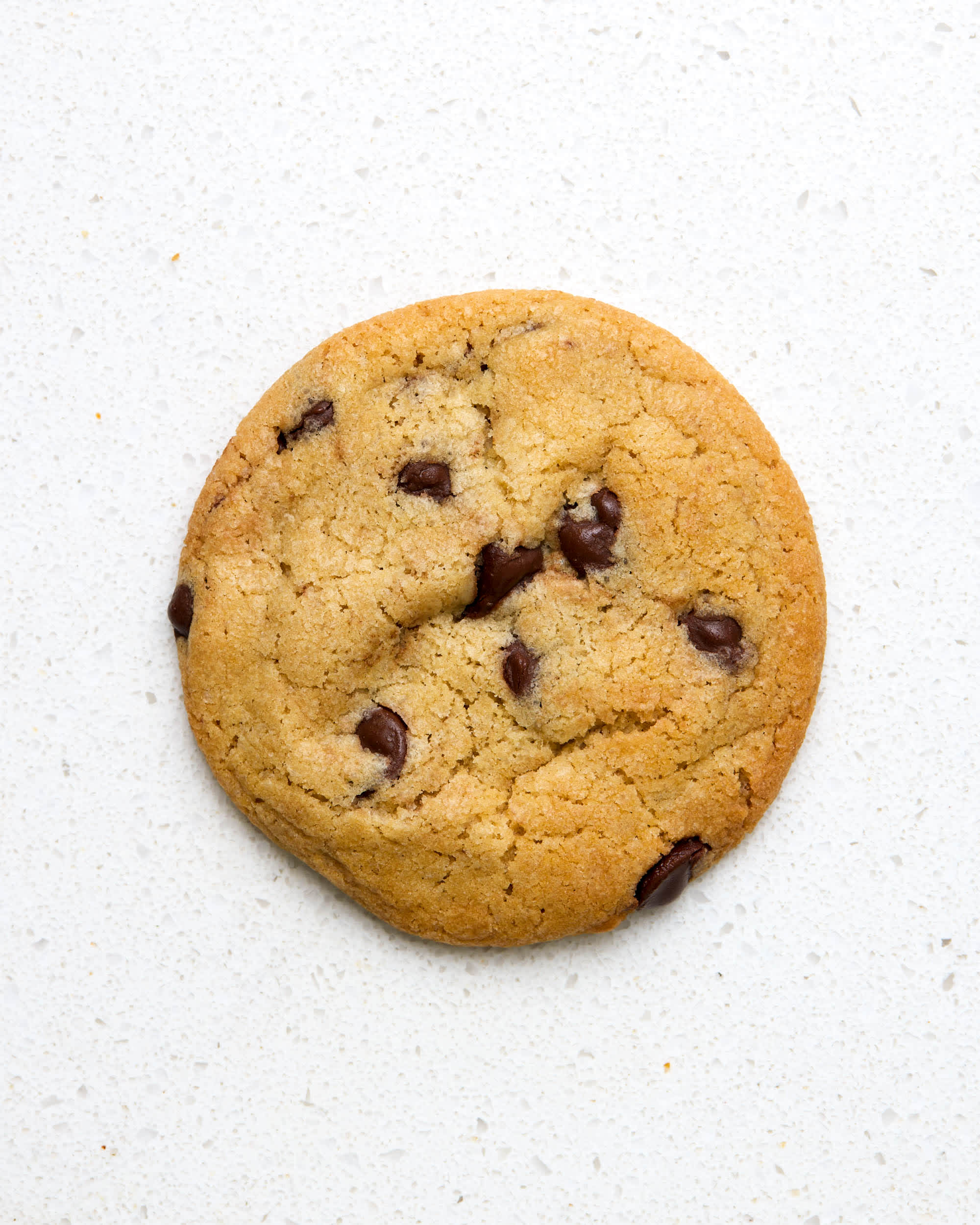 https://cdn.apartmenttherapy.info/image/upload/v1694194683/k/Photo/Series/2023-09-chocolate-chip-cookies-showdown/RecipeShowDown-Chocolate-Chip-Cookie-joy-food-sunshine-106-edit.jpg