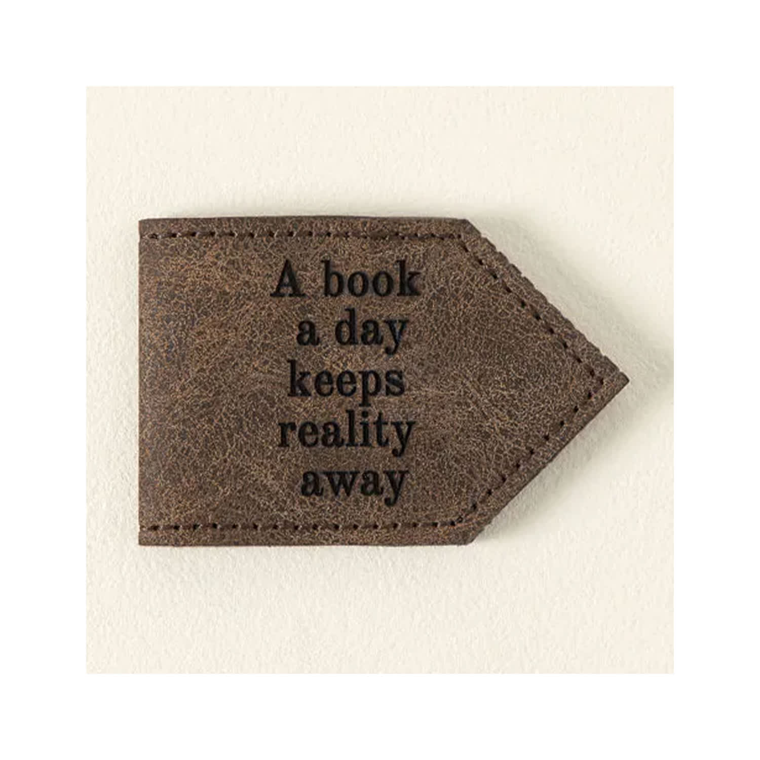 Never judge a book by its cover Book Lovers Gifts - Book Lovers Gifts -  Pillow