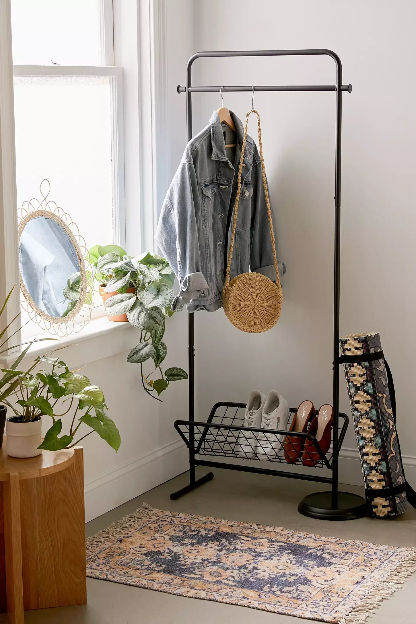 Hang On a Minute! – The Best Places to Hang Coat Hooks