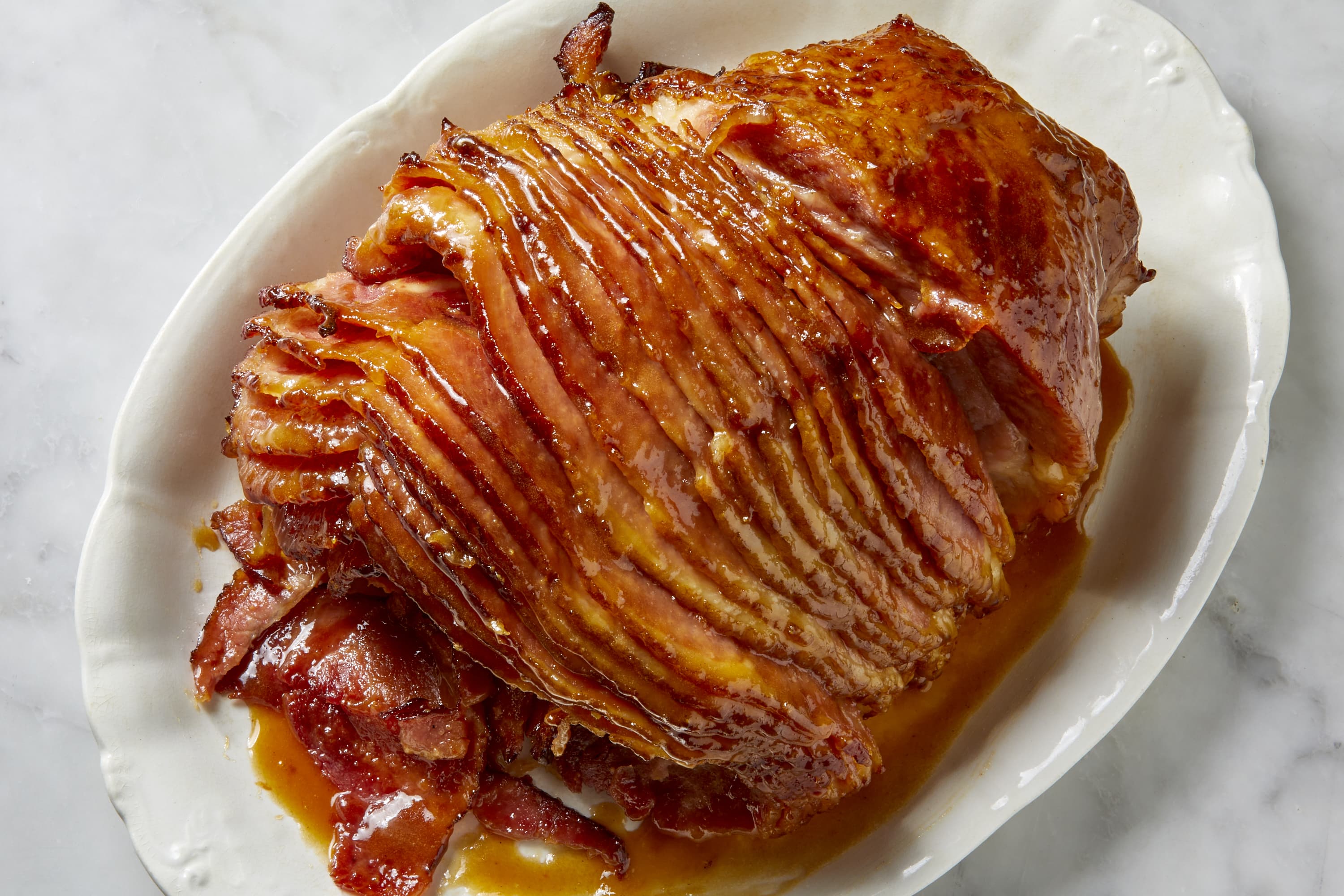 Honey Baked Glazed Ham Recipe - Love Bakes Good Cakes