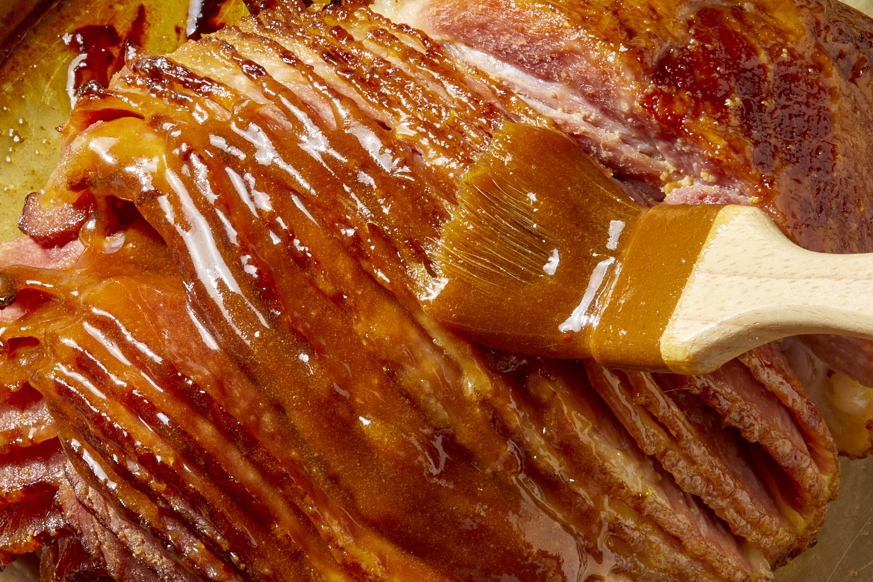 Honey Brown Sugar Glaze for Ham (Easy Holiday Recipe) | The Kitchn