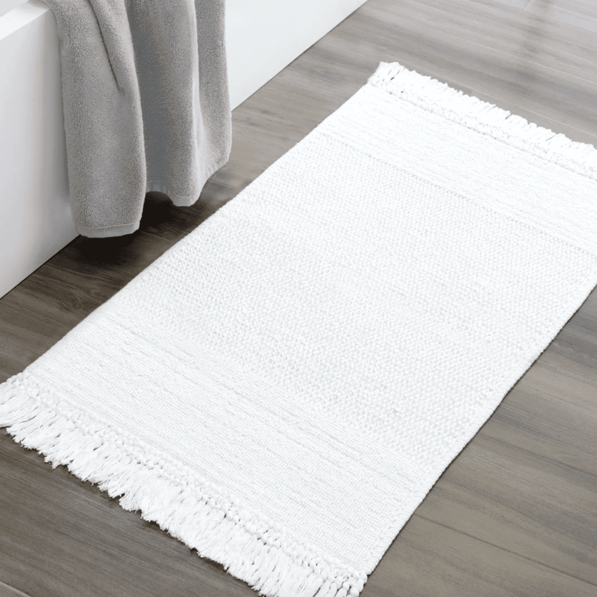 15 Best Bath Mats To Elevate Your Spa-Inspired Bathroom In 2023