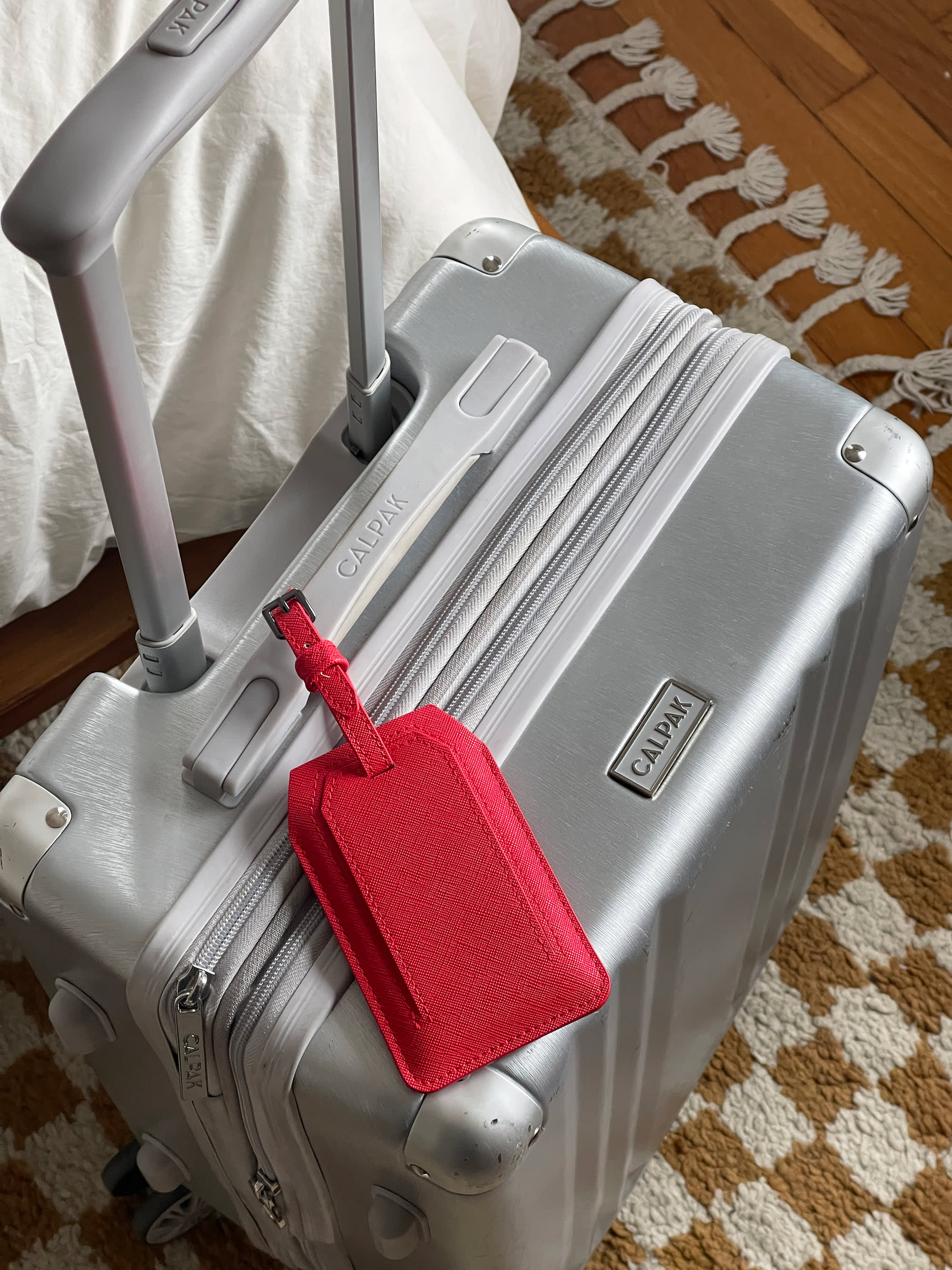 Calpak luggage with usb online