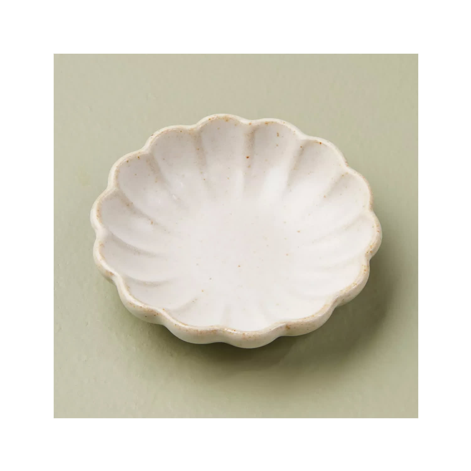 Target's “Adorable” $5 Trinket Dish by Magnolia Is a Must-Have