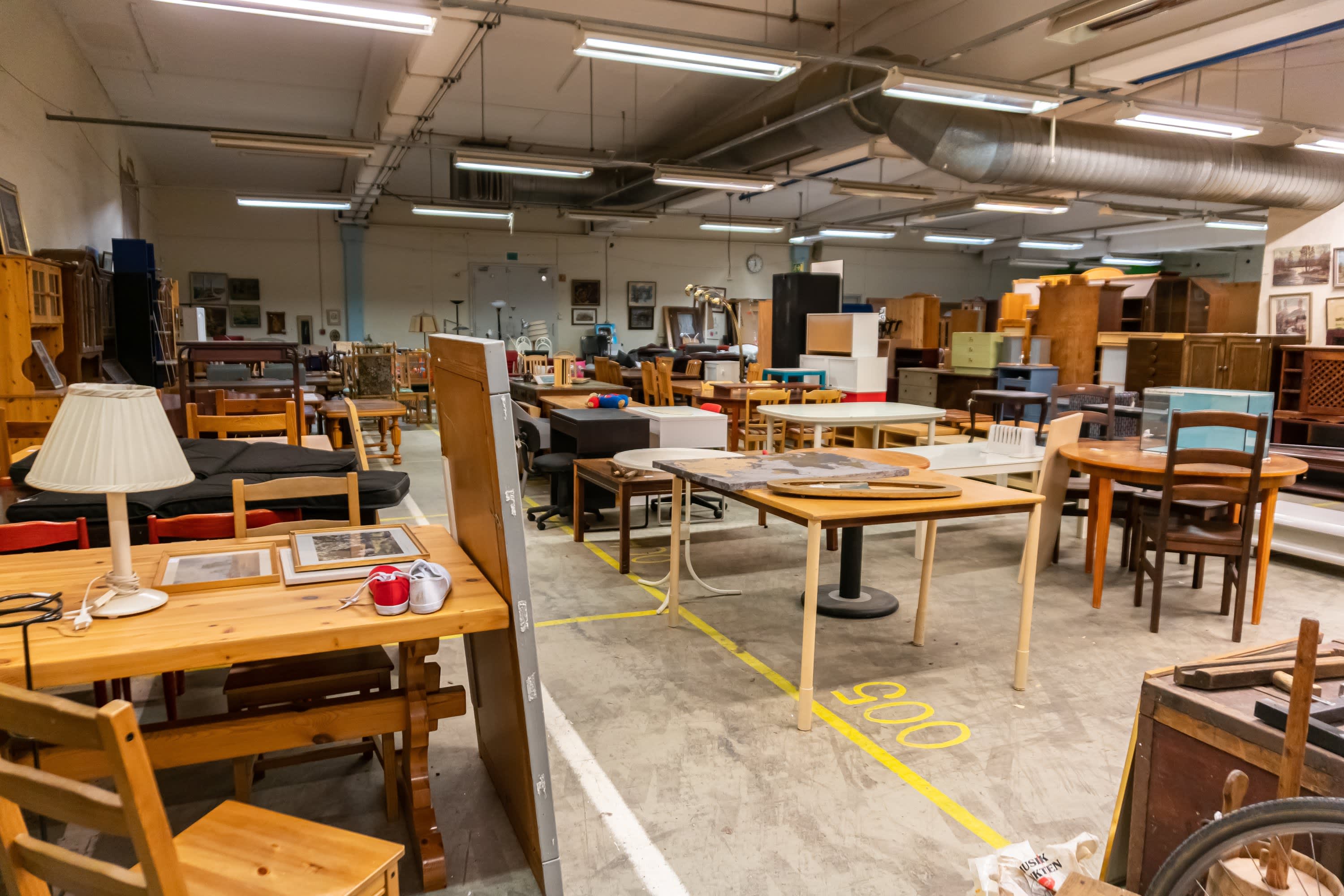 Dining Tables Apartment Therapy