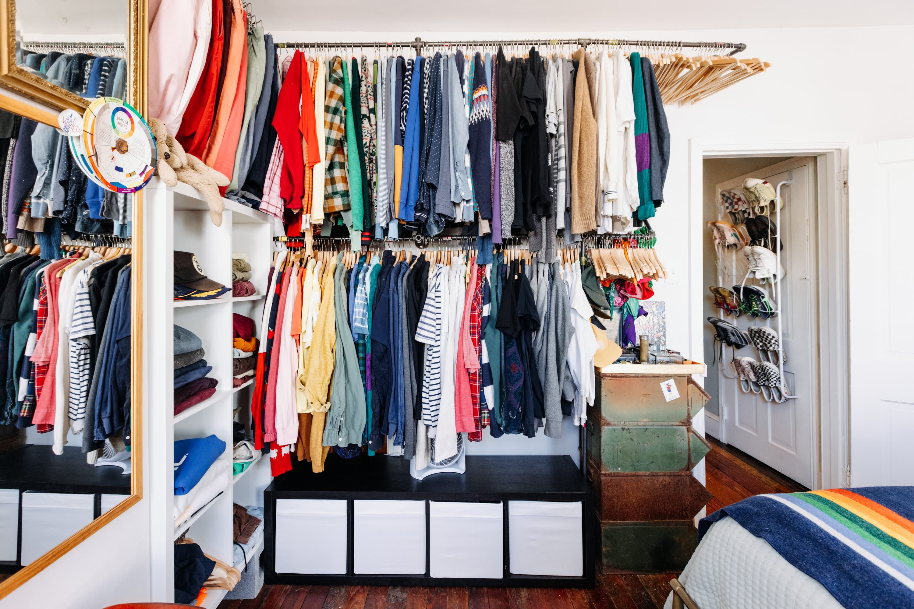 The Space-Saving Pants Hangers I Recommend for Every Closet