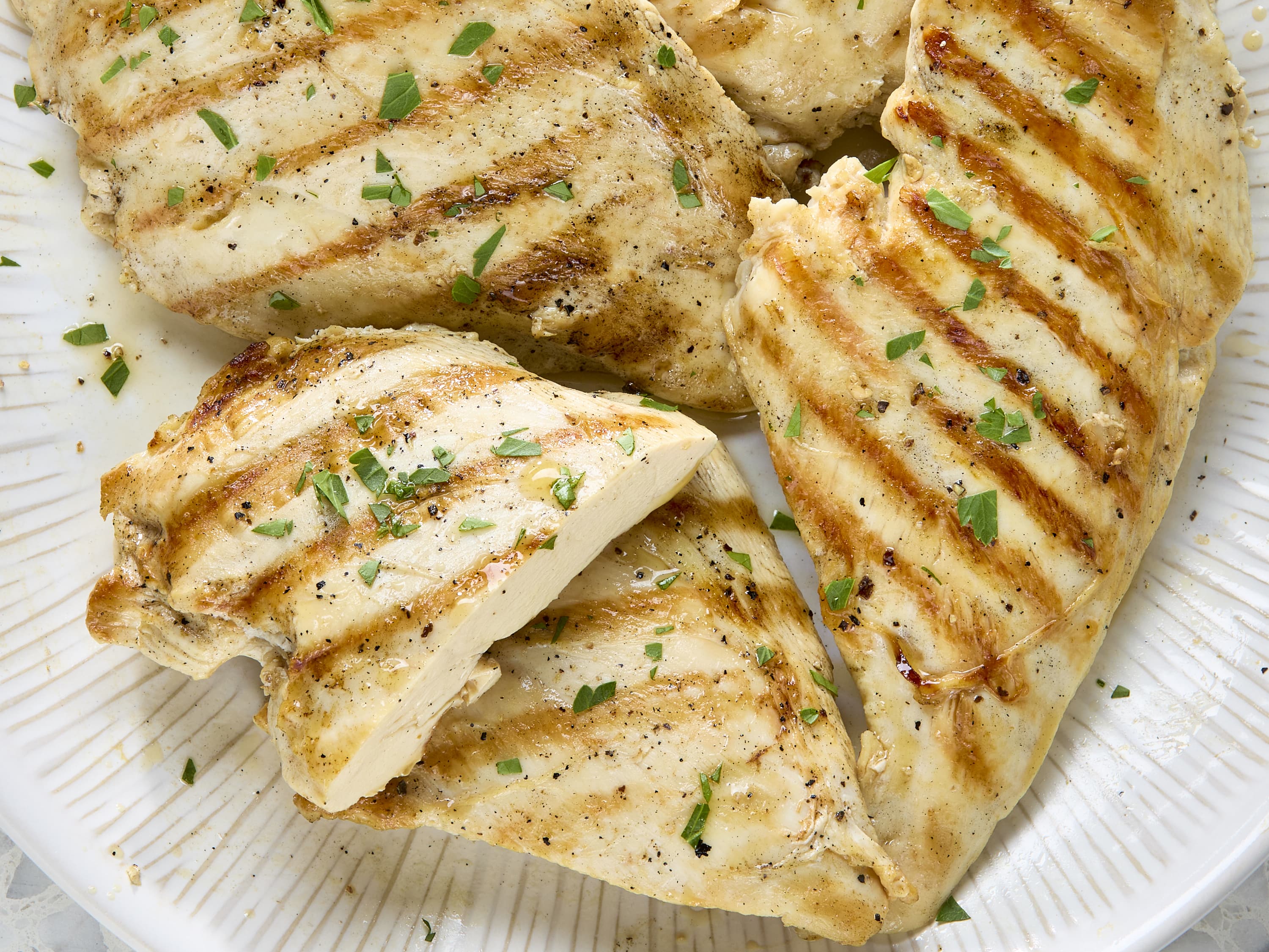 Charbroiled chicken breast hotsell