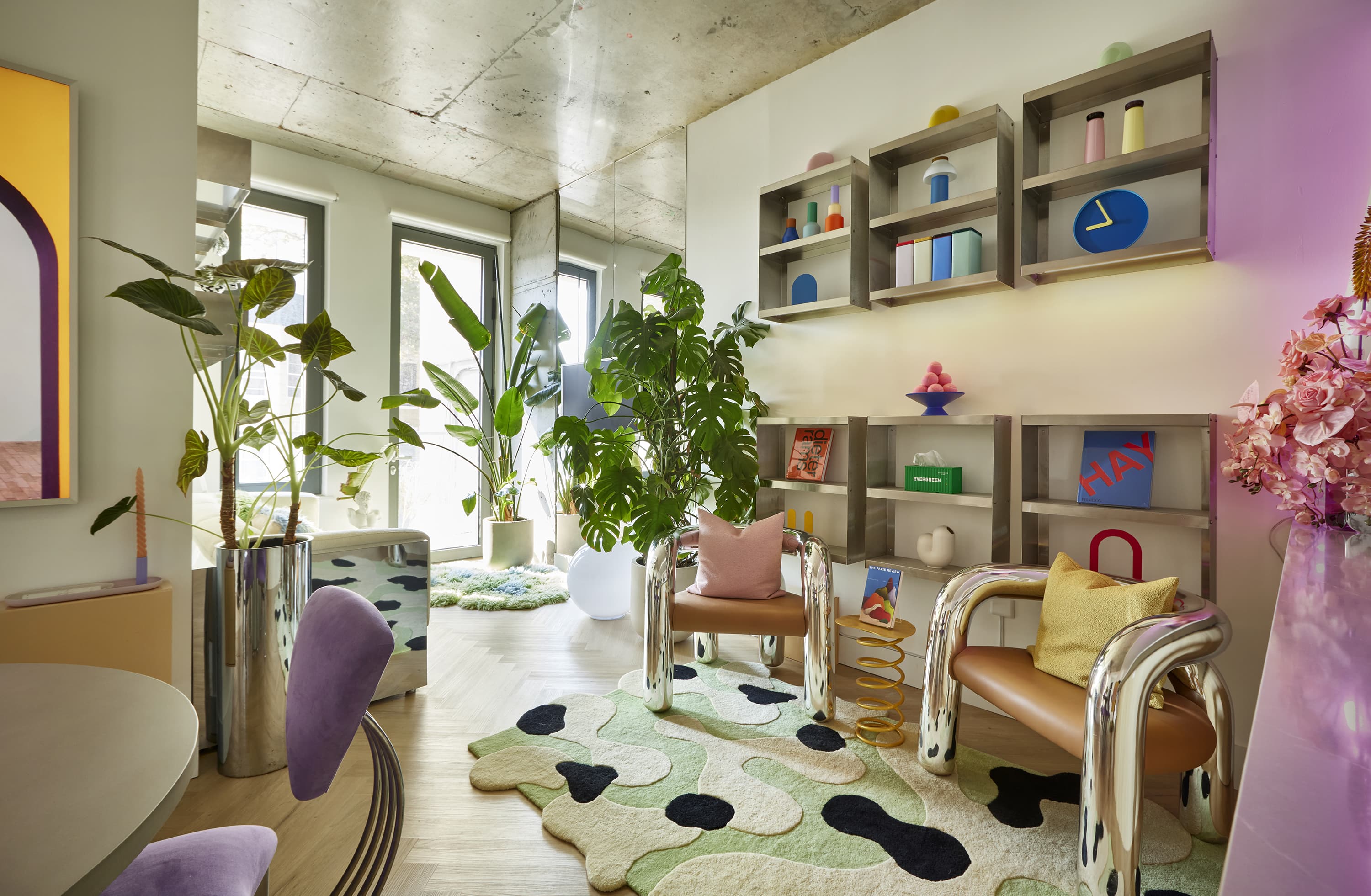 How to Skillfully Combine Two Rugs in One Room | Apartment Therapy, image size:3000x1961