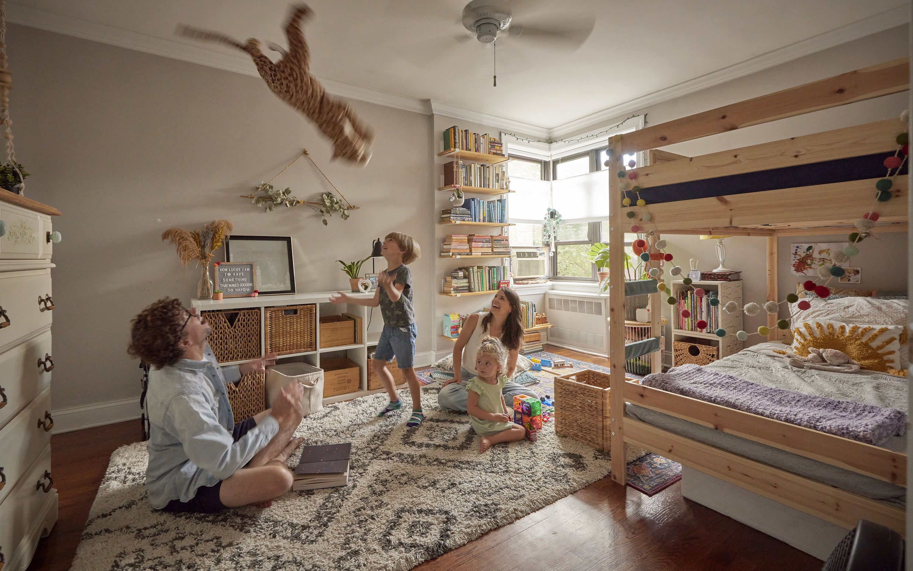 See These New York City Kids' Shared Bedroom — Photos | Cubby, image size:3000x1879