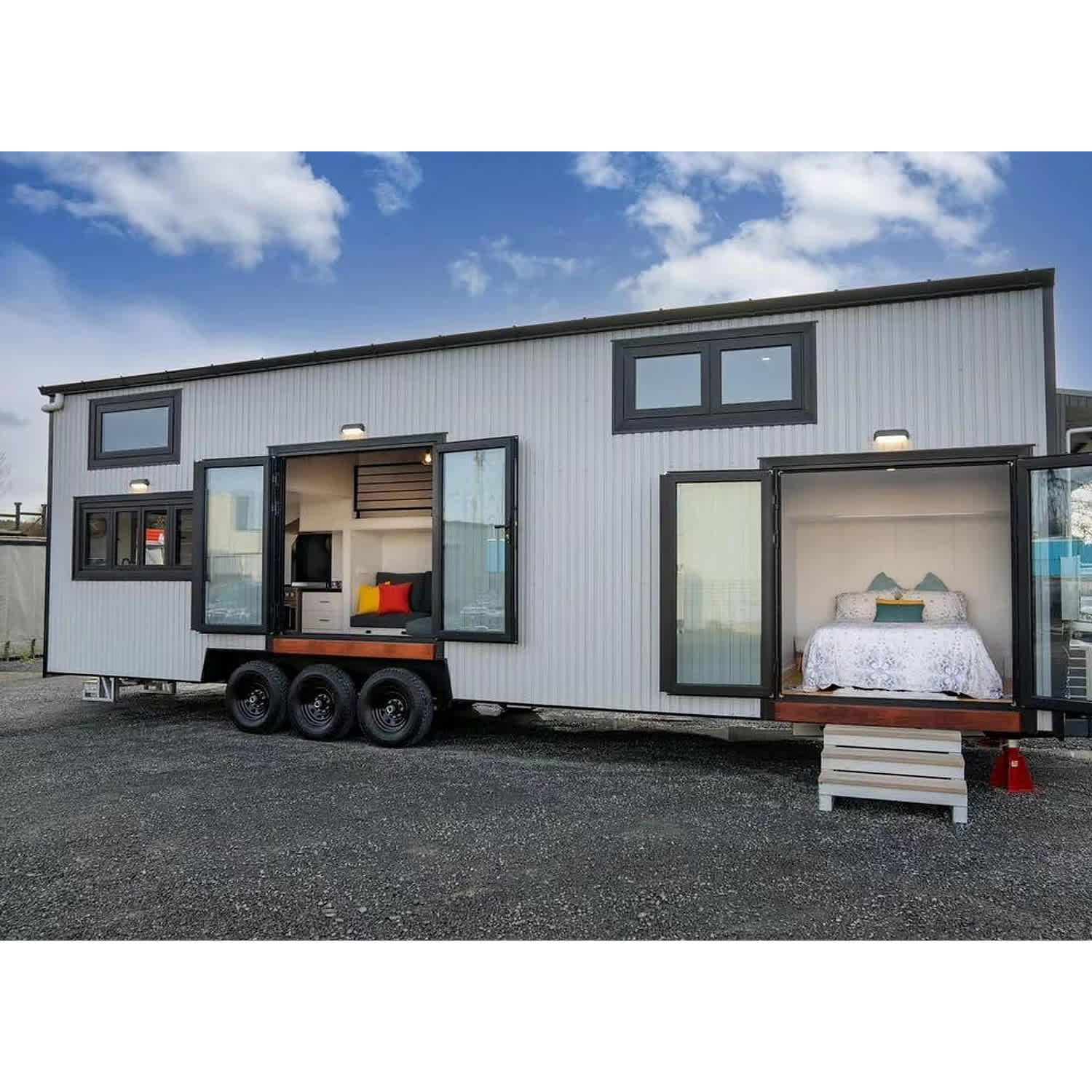 camper homes Amazon's Stunning RV Tiny Home Has 3 Beds And Is So Cute Design Baguettebag:Blomma skin Dragon Snow Goggles F/W