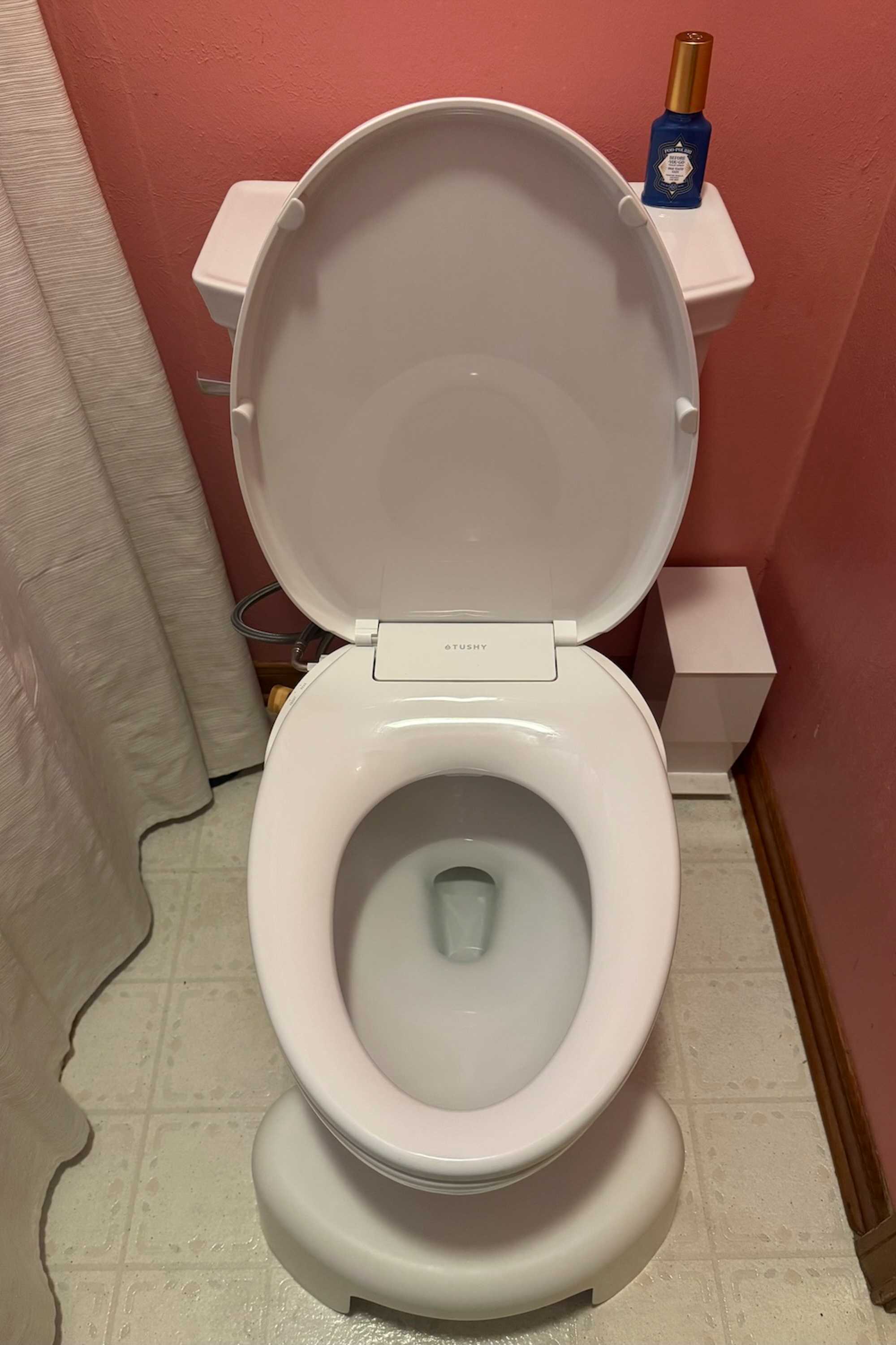 TUSHY Wave Non-Electric Bidet Toilet Seat – Round, Quick-Release, DuoFlow Front & Rear Wash, Soft-Close, Bamboo Knob