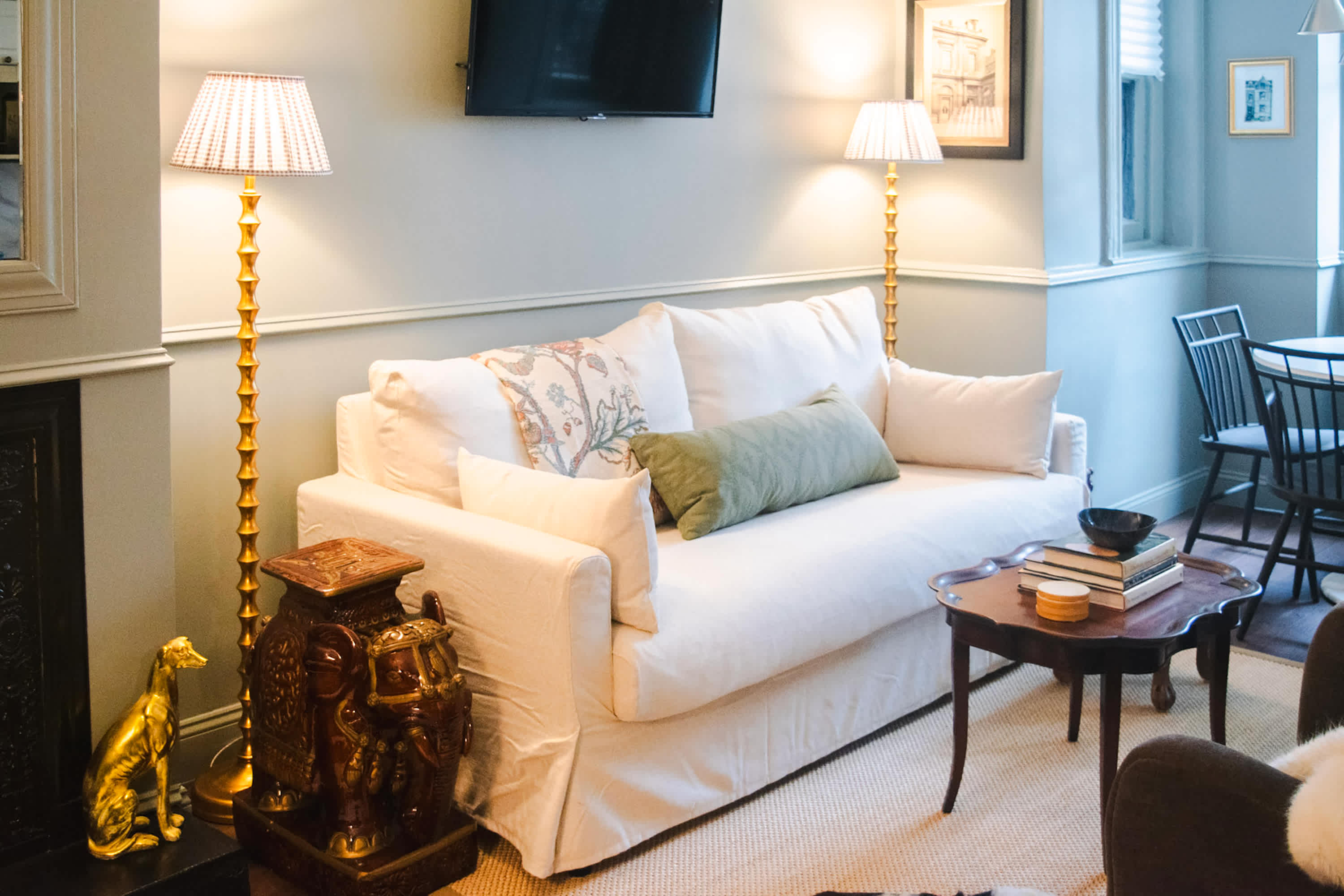 Why You Should Buy a Slipcovered Sofa (It's Easy to Clean