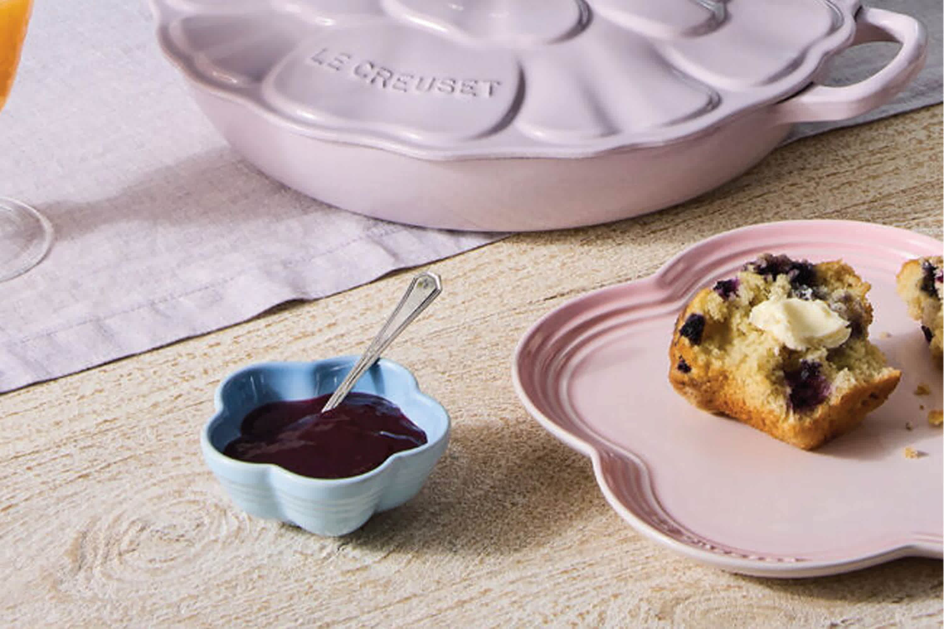 Le Creuset's Colorful Mini Flower Bowl Set Is On Sale Now | The Kitchn