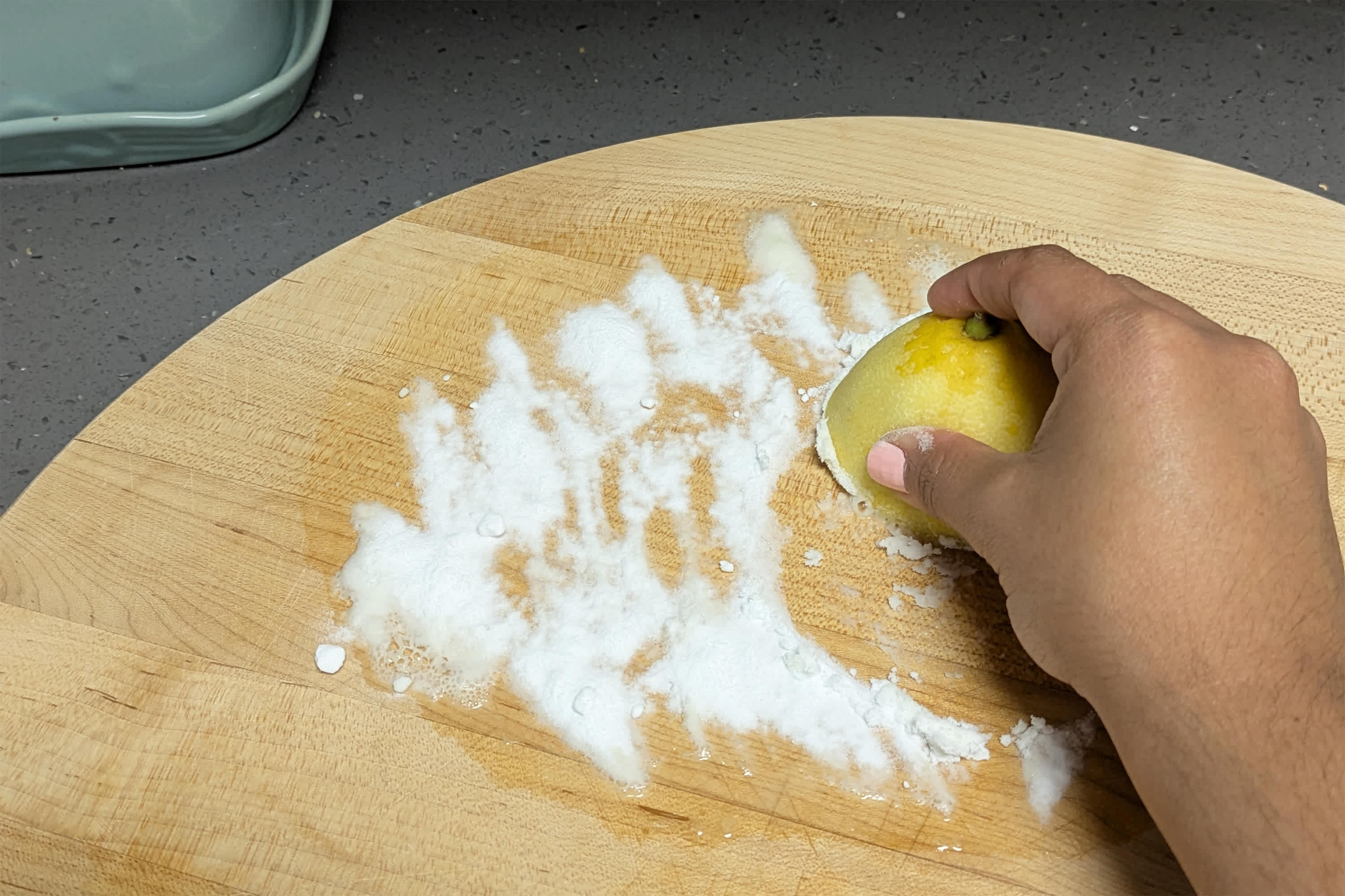 How Do I Clean a Wooden Cutting Board: Easy Tips for Lasting Care