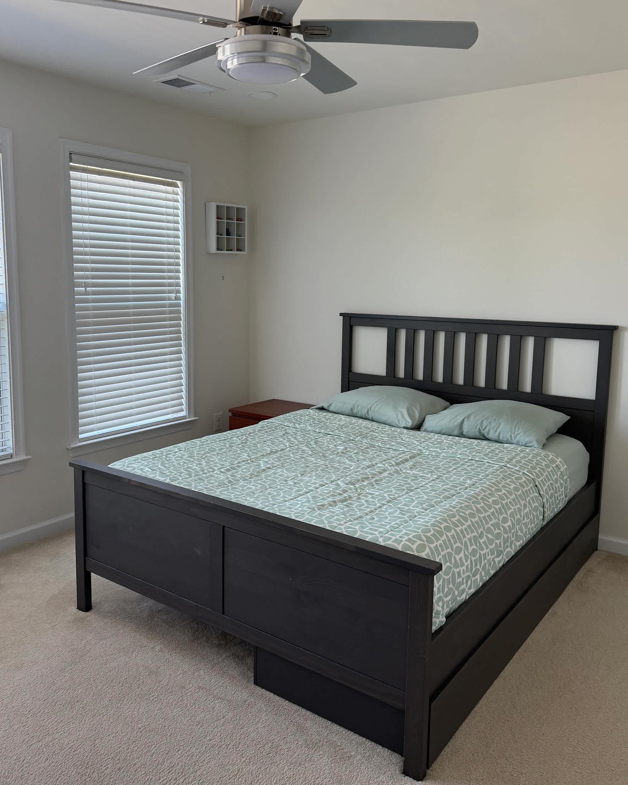 This Bedroom Redo Has an Upcycled IKEA HEMNES Bedroom Set | Apartment  Therapy, image size:2000x2500