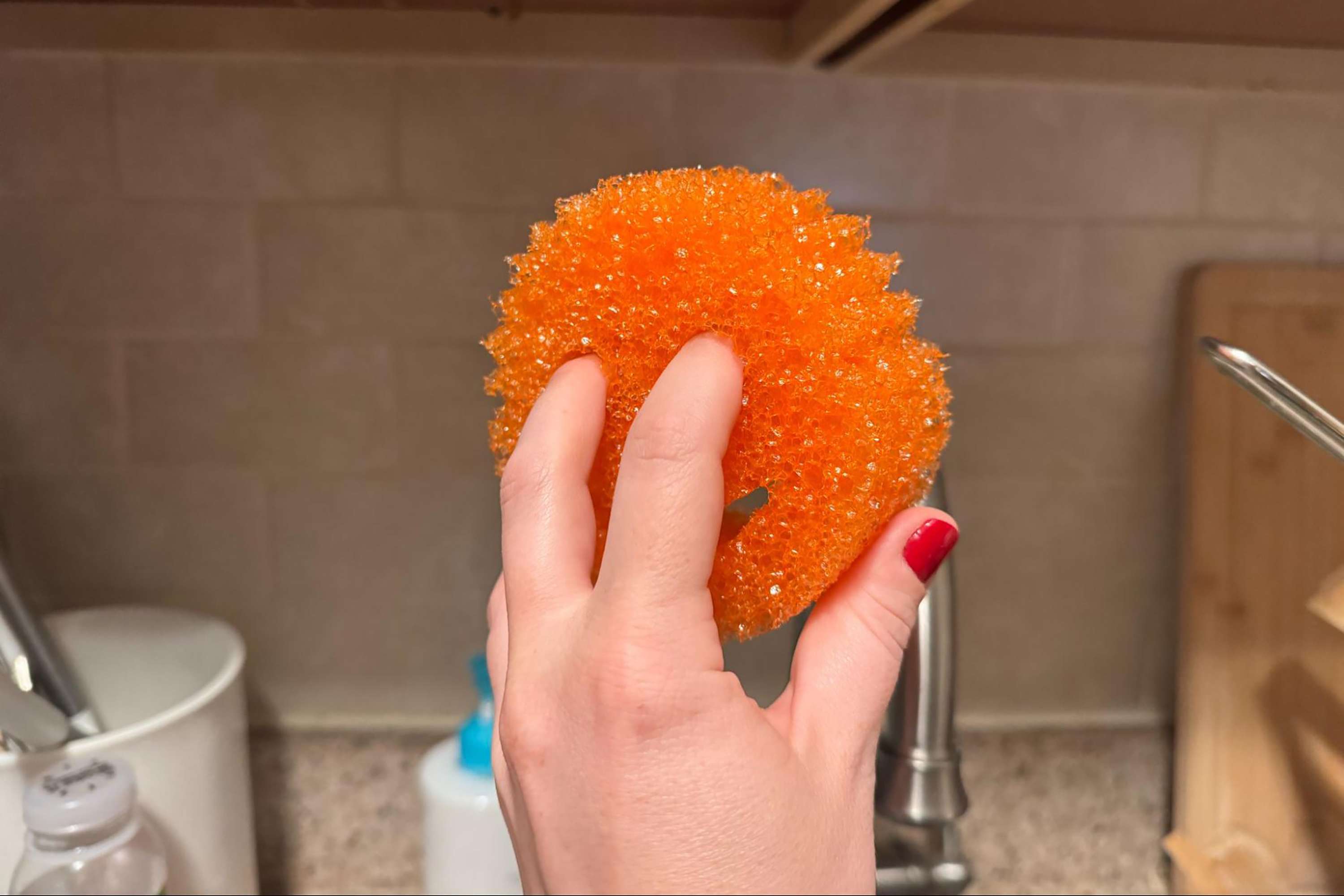 How to Clean Smelly Kitchen Sponges: Easy Tips for Freshness