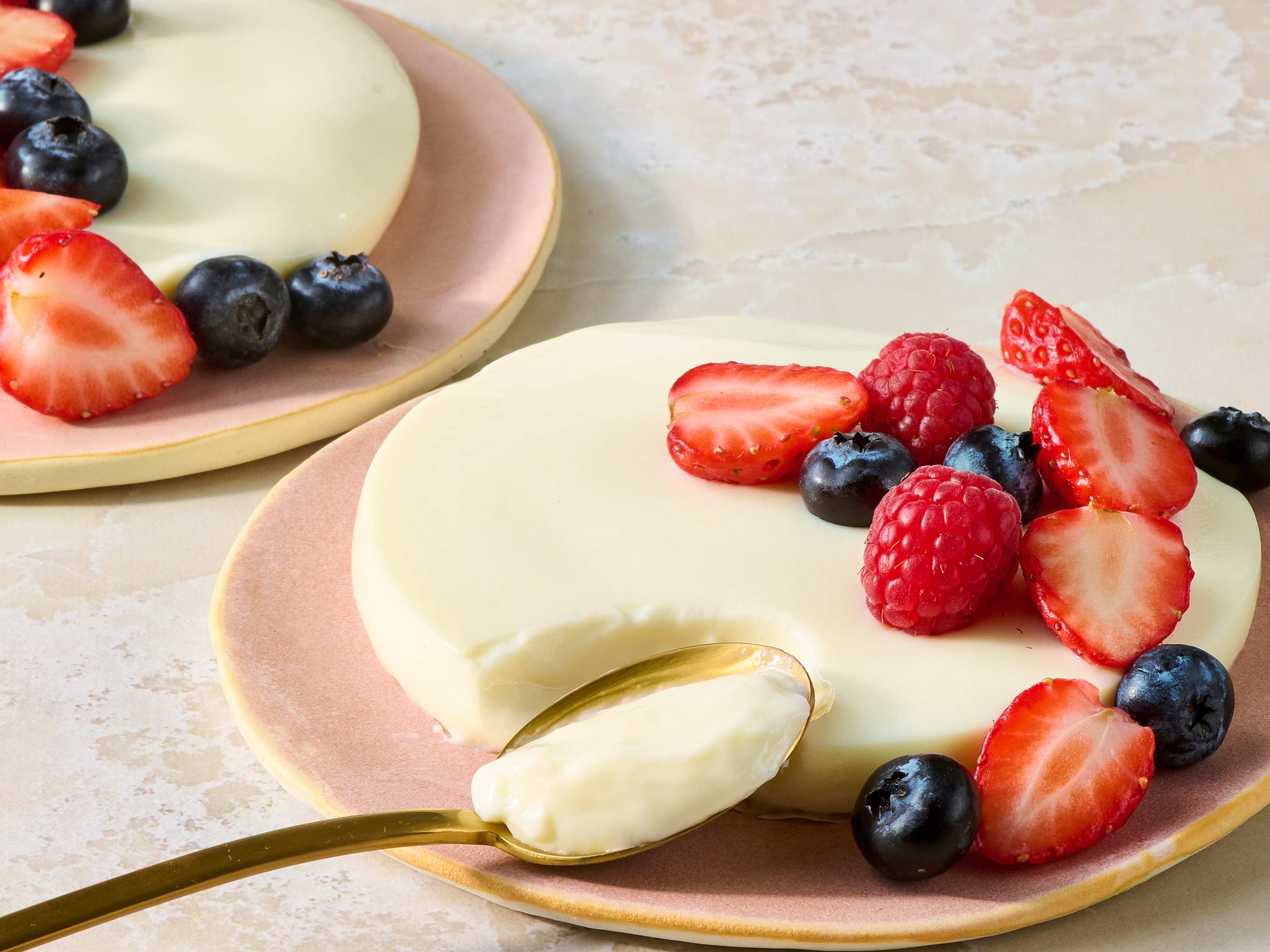 Panna Cotta Recipe (Easy & Classic)